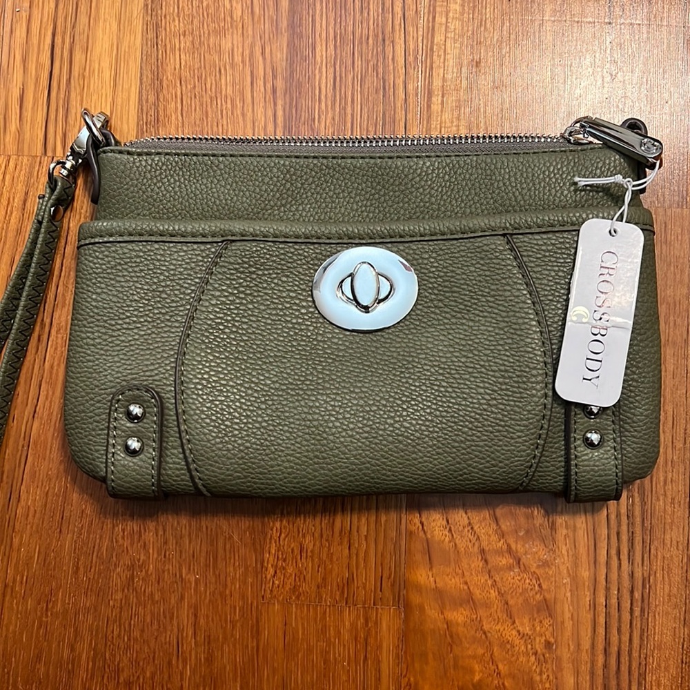 NWT Green Crossbody